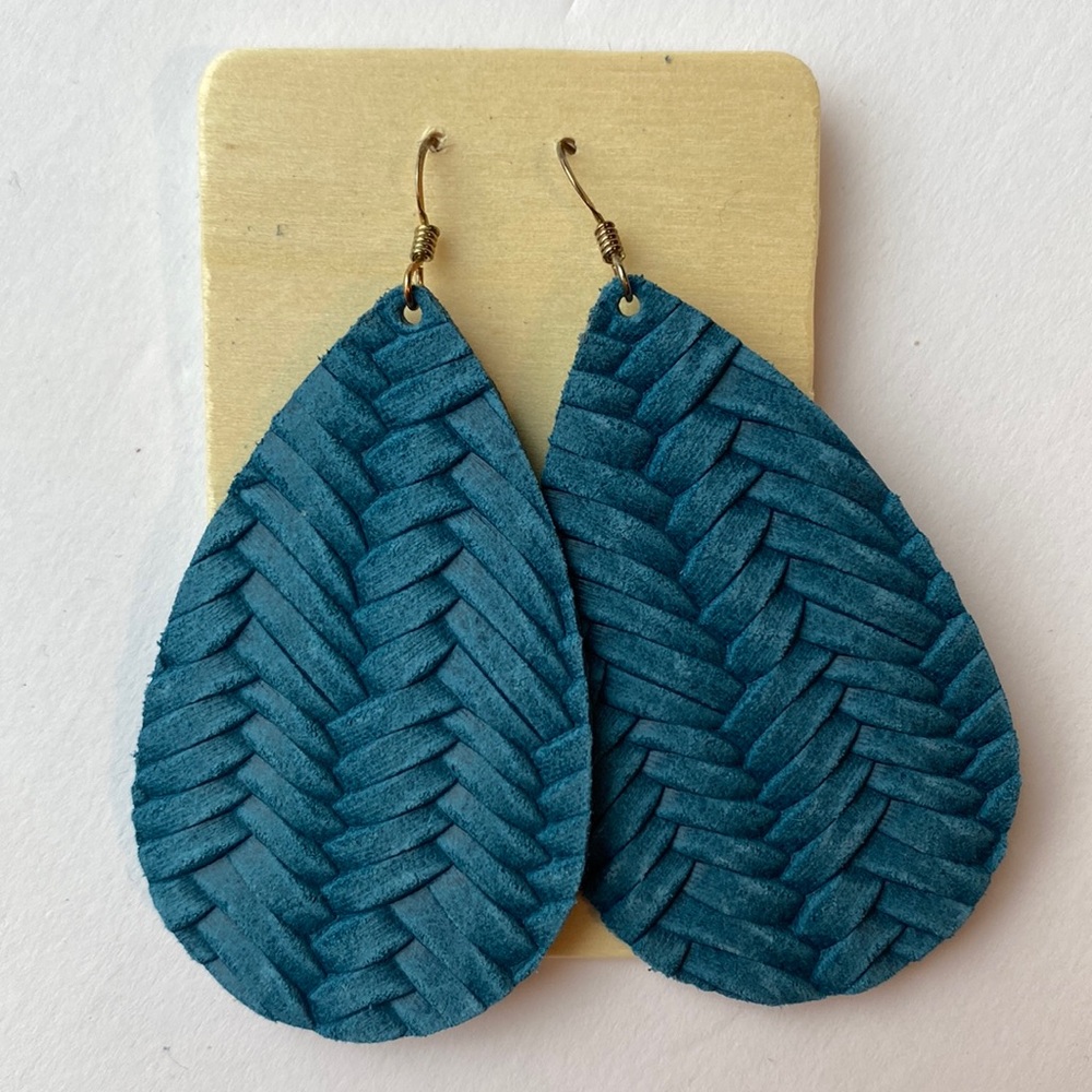 Nickel & Suede Medium Glacier Knit Leather Teardrop Earrings